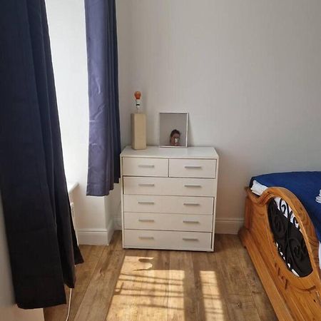 Beautiful 1-Bed Apartment In Cork Kültér fotó