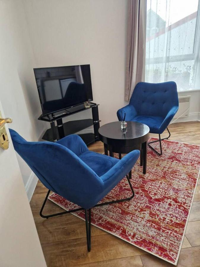 Beautiful 1-Bed Apartment In Cork Kültér fotó