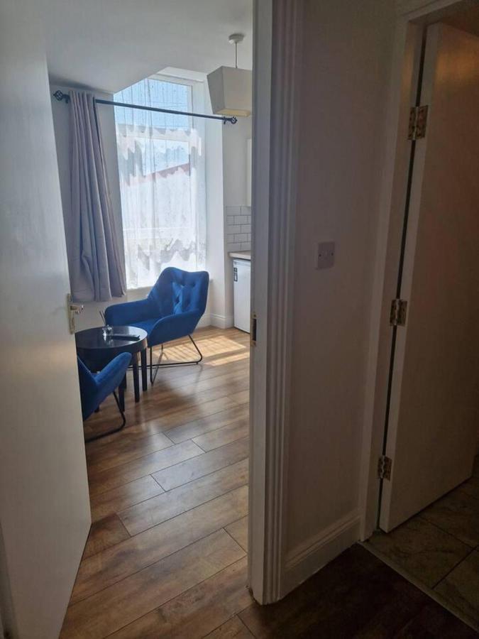 Beautiful 1-Bed Apartment In Cork Kültér fotó